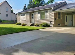 603 1st Ave SW, Waukon, IA 52172