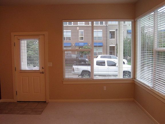 3rd image of 2678 Syracuse St Unit 107