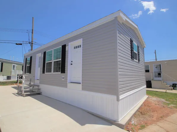 1501 Roosevelt Ave Trailer B8, Carteret, NJ 07008