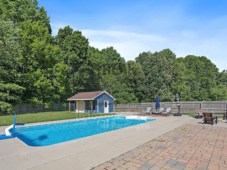 338 Crusaw Dr — Photo 41