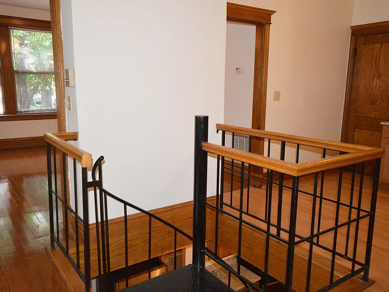 3800 N Greenview Ave #1 — Photo 6
