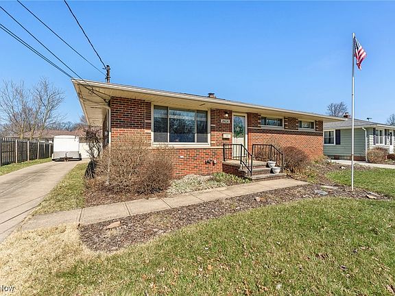 2nd image of 24236 Rosita Ln