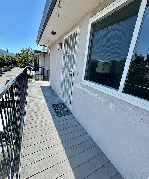 1270 Bouret Dr #4 — Photo 2