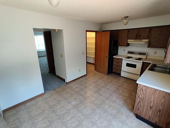 5th image of 6472 Cranston Way
