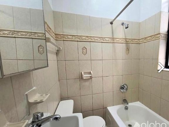 4th image of 171 E 101st St APT 8