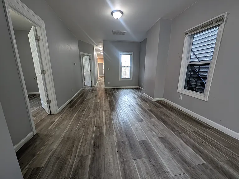 647 West Ave #2 — Photo 9