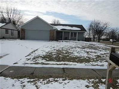 5105 Heathwood Dr photo 1