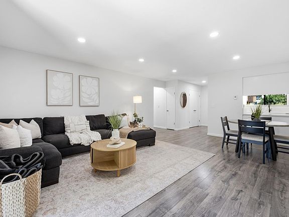 4th image of 2785 S Bascom Ave APT 19