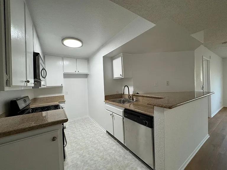 5050 Klump Ave — Photo 14