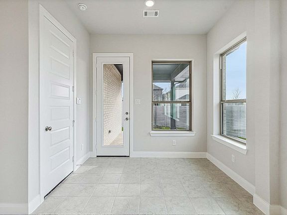 The Flintwood - Dining Room