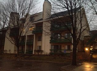 7614 York Ave S APT 3111, Edina, MN 55435