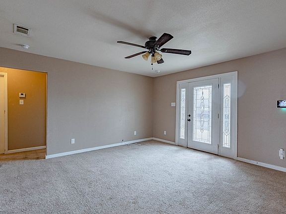 4th image of 2716 N Muskingum Ave