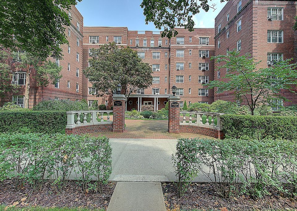 1st image of 77-35 113th St APT 2D