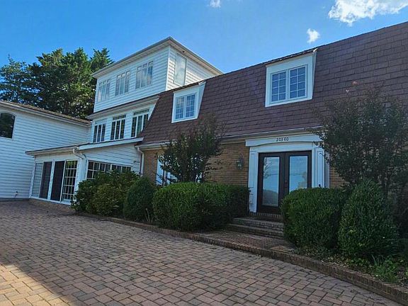 2nd image of 20340 Silver Lake Dr