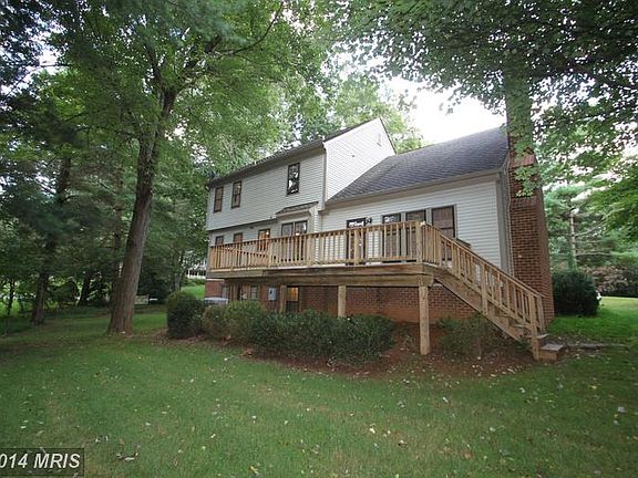 3rd image of 6474 Loudoun Ct