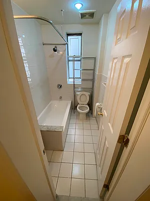 Rented by Level Group | media 7