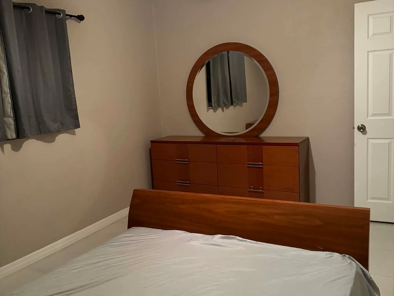 3 bed, 1263 sqft, $750 — Photo 1
