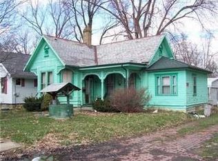 1021 Cedar St, Zanesville, OH 43701