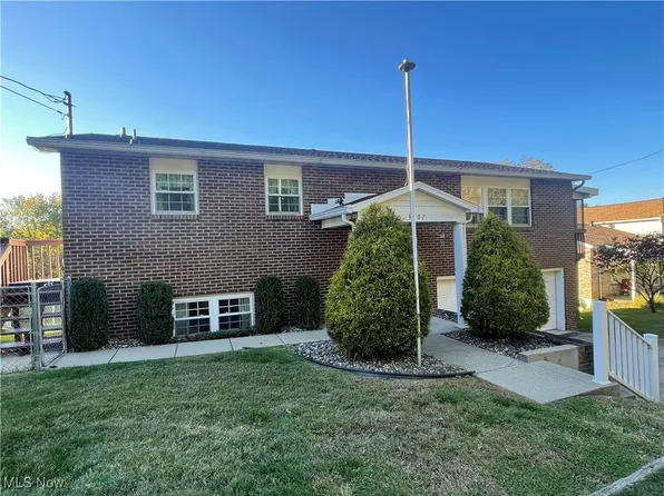 3707 River Rd, Vienna, WV 26105