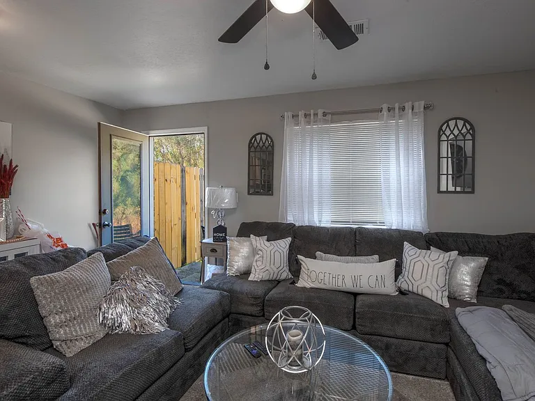 29 Dawn Dr — Photo 4