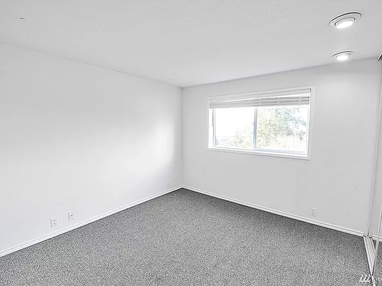 277 NW Market St #281 — Photo 9