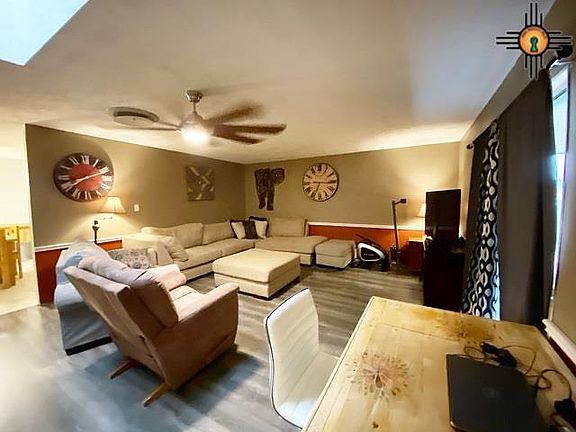2nd image of 513 W Cochiti Ave