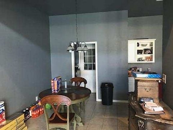 5th image of 447 Harbor Oaks Dr