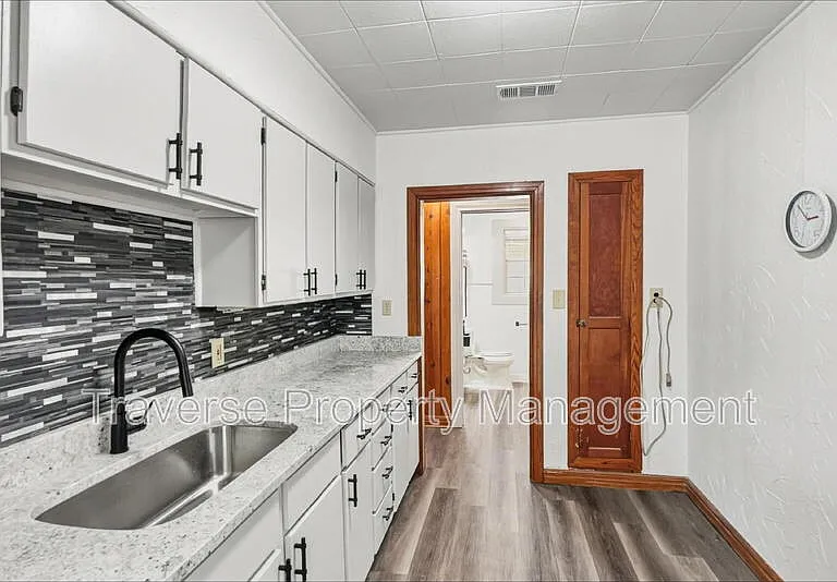 3624 Frazier Ave — Photo 7