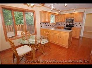 6244 Covered Bridge Rd, Burke, VA 22015