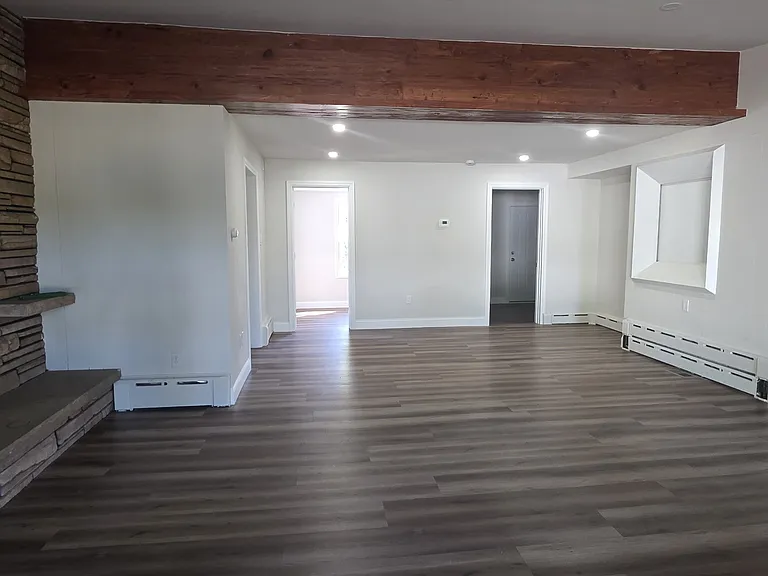 701 Pine St — Photo 3