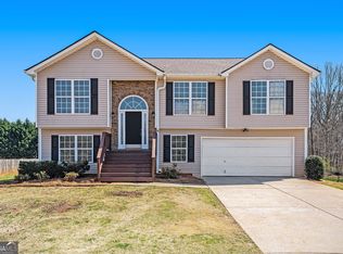 1530 Cardinal Ln, Winder, GA 30680