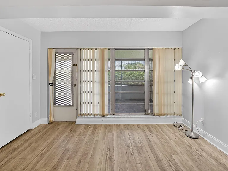 2401 Del Aire Blvd #101 — Photo 21