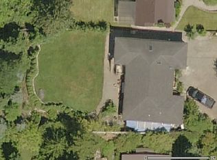 8547 29th Ave NW, Seattle, WA 98117