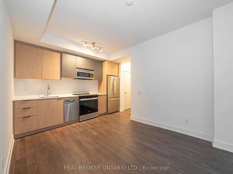 1350 Ellesmere Rd #327 — Photo 6