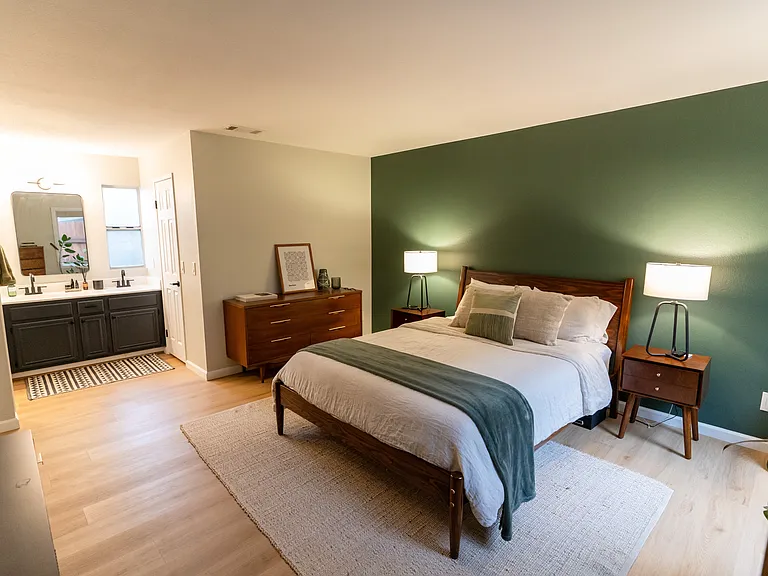 1304 Palomar Pl #1 — Photo 16