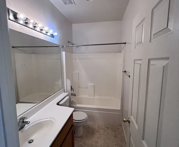 5016 Cleveland Bay Way — Photo 15