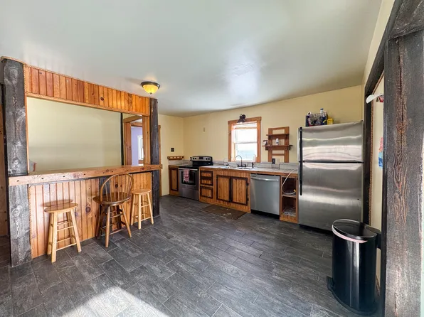 44 Murray Street, Bingham, ME 04920