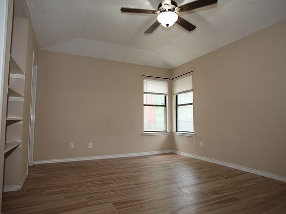 5th image of 1103 Orchard Park Cir
