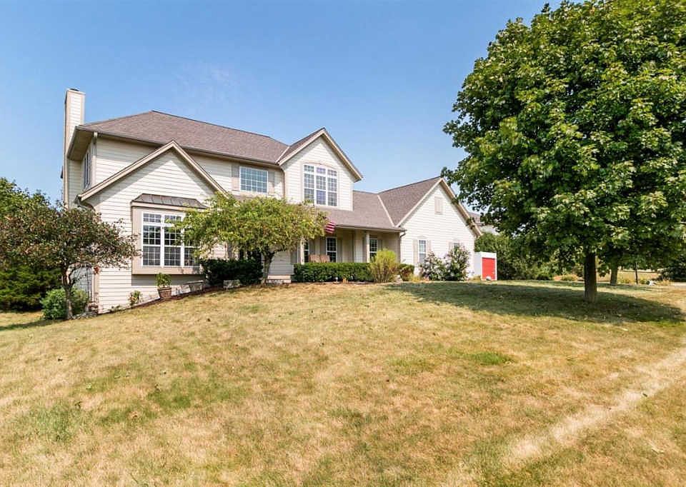 1st image of N108W14910 Hackberry Cir