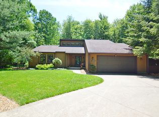 18361 N Fruitport Rd, Spring Lake, MI 49456