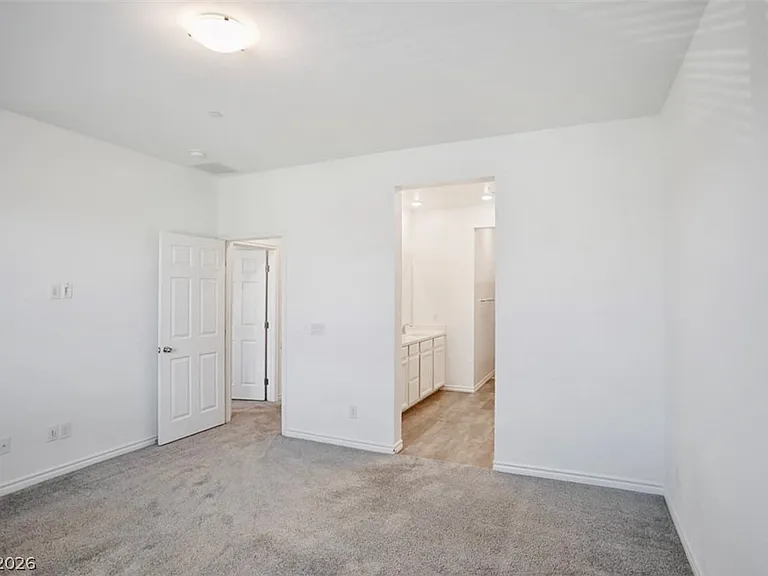 20 Barbara Ln #87 — Photo 21