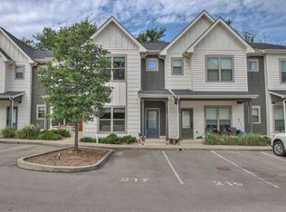 217 Thompson Park Dr, Nashville, TN 37211