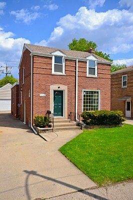 1st image of 5549 N Canfield Ave