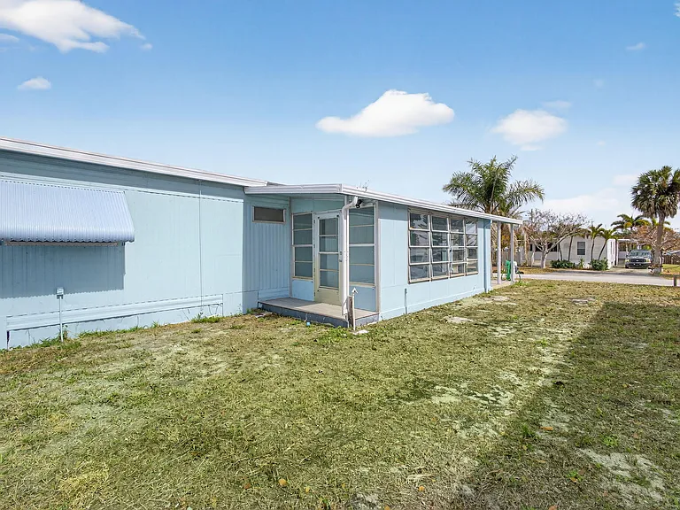 8420 SE Eagle Ave — Photo 25