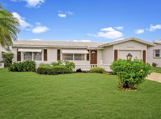 1704 SW 8th Ave, Boynton Beach, FL 33426