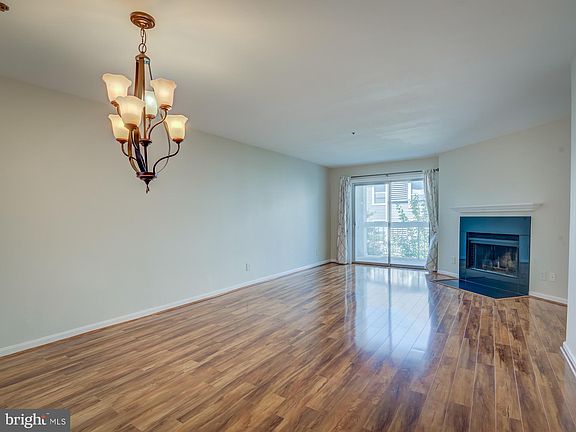 2nd image of 3179 Summit Square Dr #2-D5