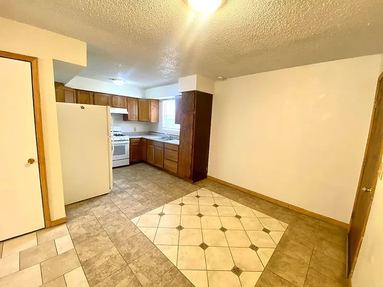 1217 Sunnyside Ave — Photo 5