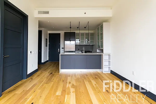 Rented by The KCI Group | media 2