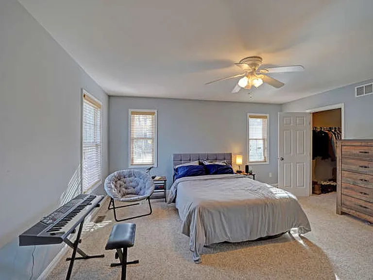 110 Fox Dale Rd — Photo 38