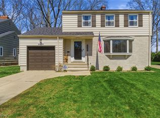 23380 Belmont Dr, Westlake, OH